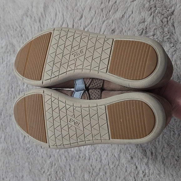 Teva hydro life slip on Mary Jane shoes - Picture 8 of 11